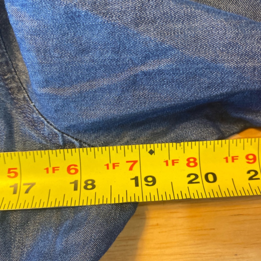 Gloria Vanderbilt Classic Blue Straight Leg Jeans - Picture 9 of 10